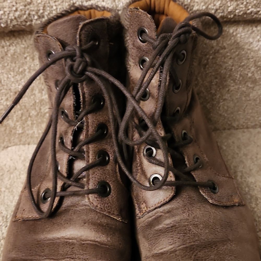 BOC Women's Brown Leather & Suede Lace-Up Boots w/ Fabric at Top Size 10 - Picture 4 of 12